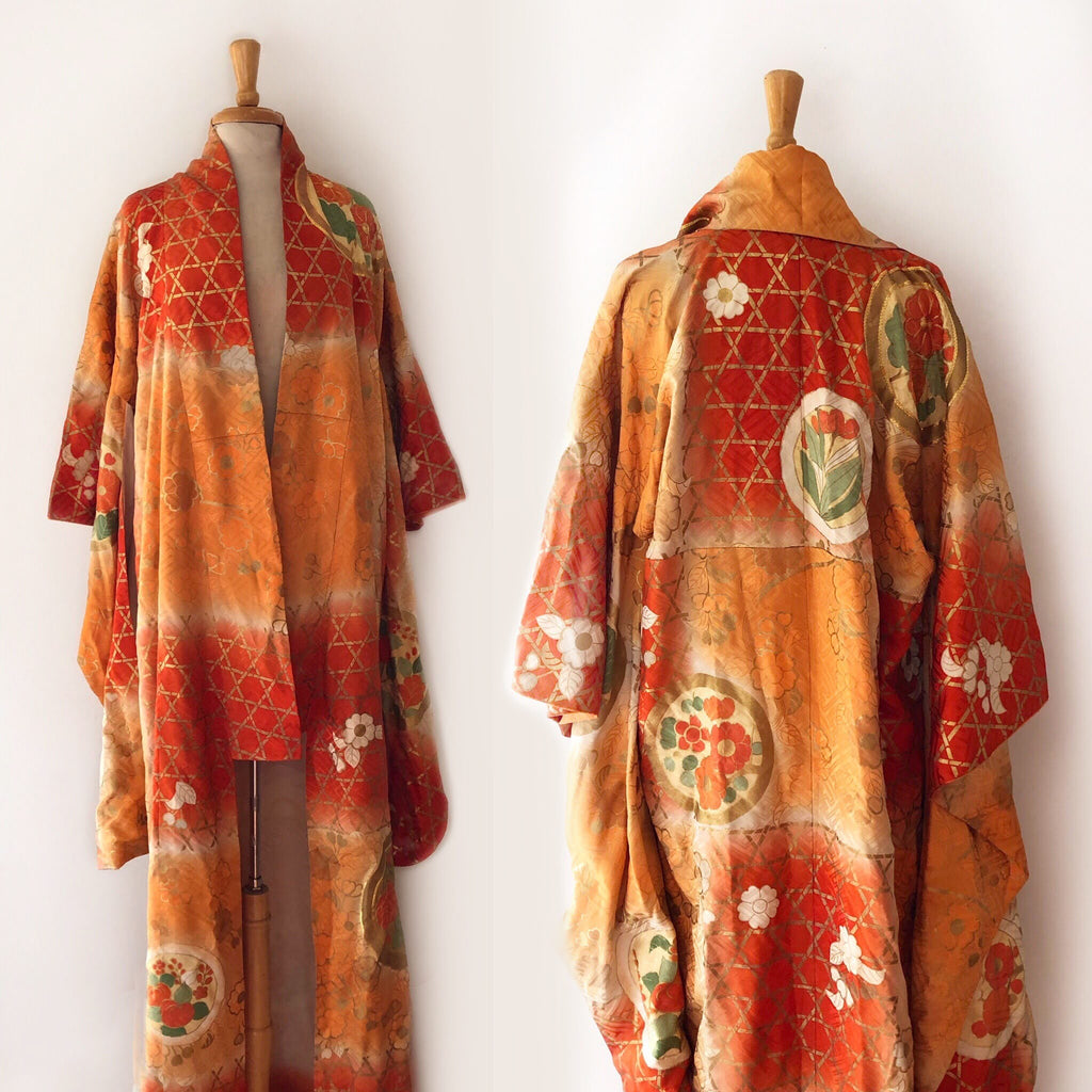 Antique Kimonos, Vintage Shawls, Retro Robes